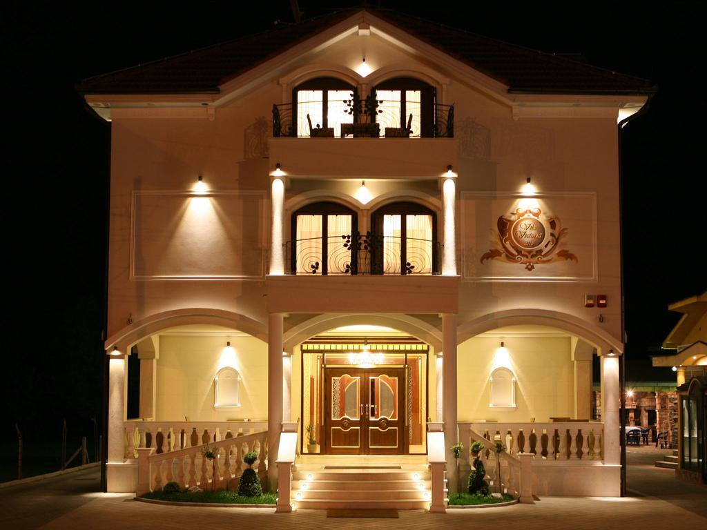 Hotel Villa Viktorija Banja Luka Exterior photo